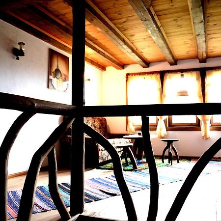 Guest House Pri Malkiya Leshten Buitenkant foto